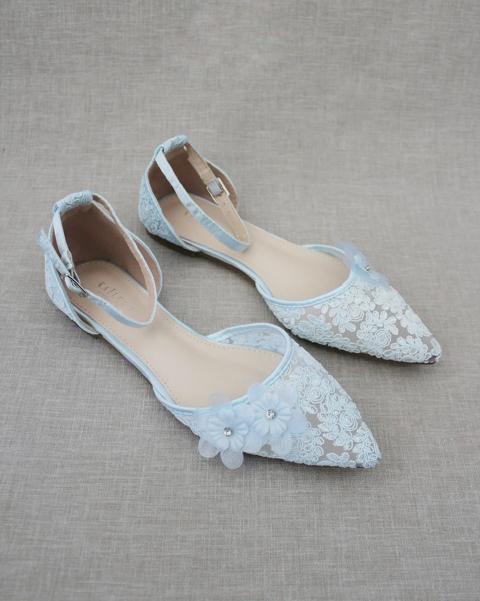 Crochet Lace Pointy Toe Flats with Flower Applique