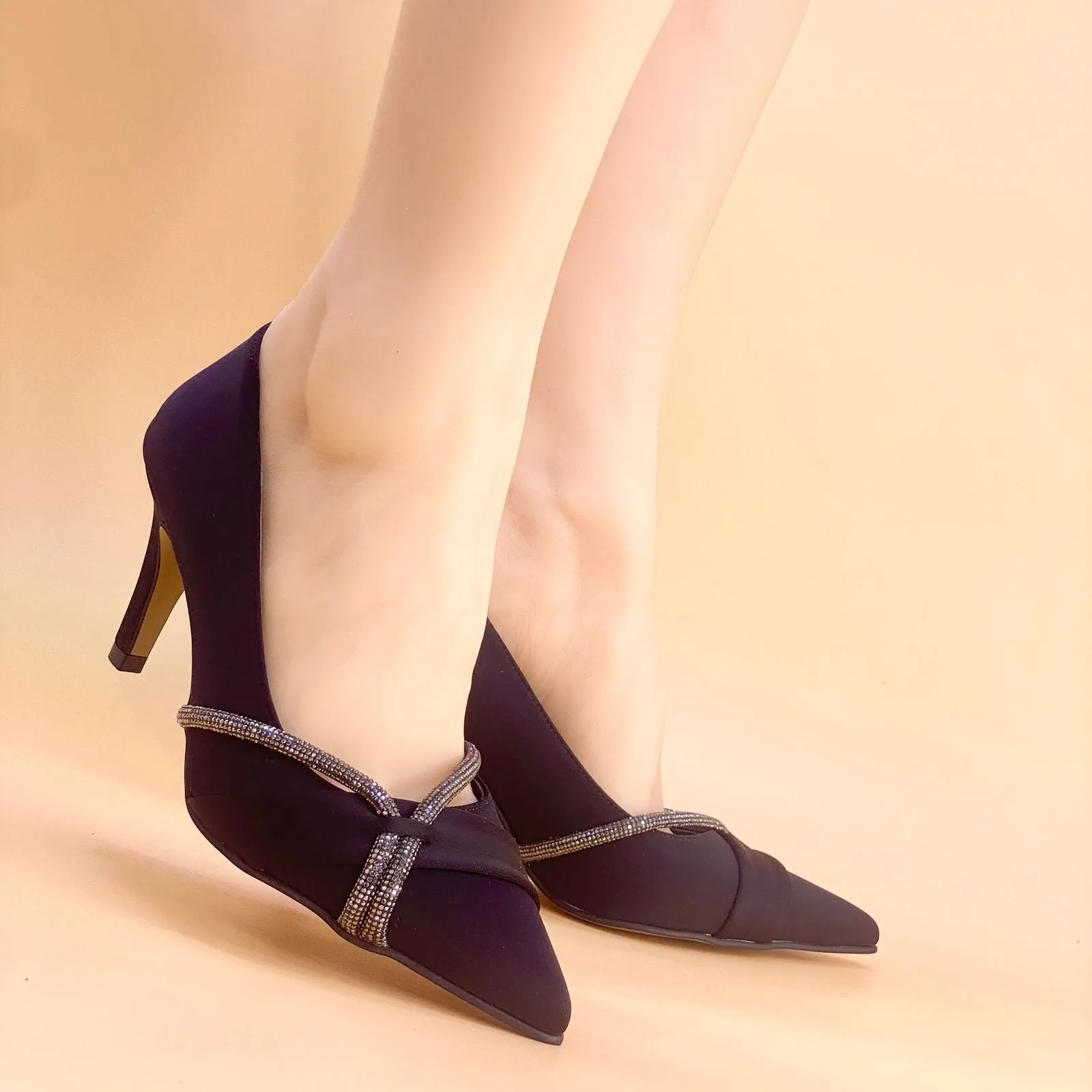 NEW ,  WOMEN SHOES HEELS W659