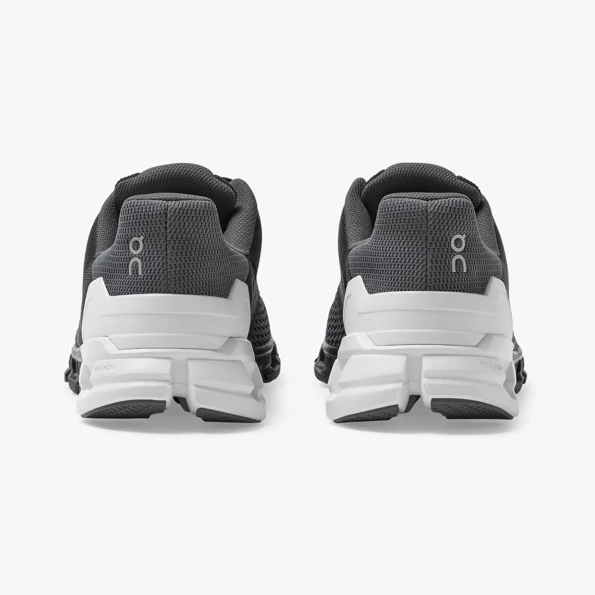 'On Running' Men's Cloudflyer - Black / White